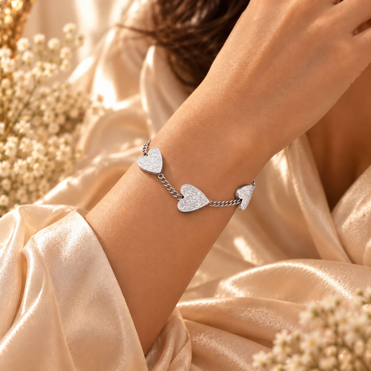 Hub (Love) Three Heart Bracelet - A symbol of Love
