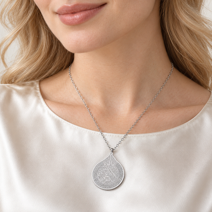 Ayatul Kursi Teardrop Medallion Necklace